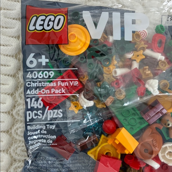LEGO 40609 Christmas Fun VIP Add-On Pack Factory Sealed Retired Promotional 2023 - Picture 2 of 3